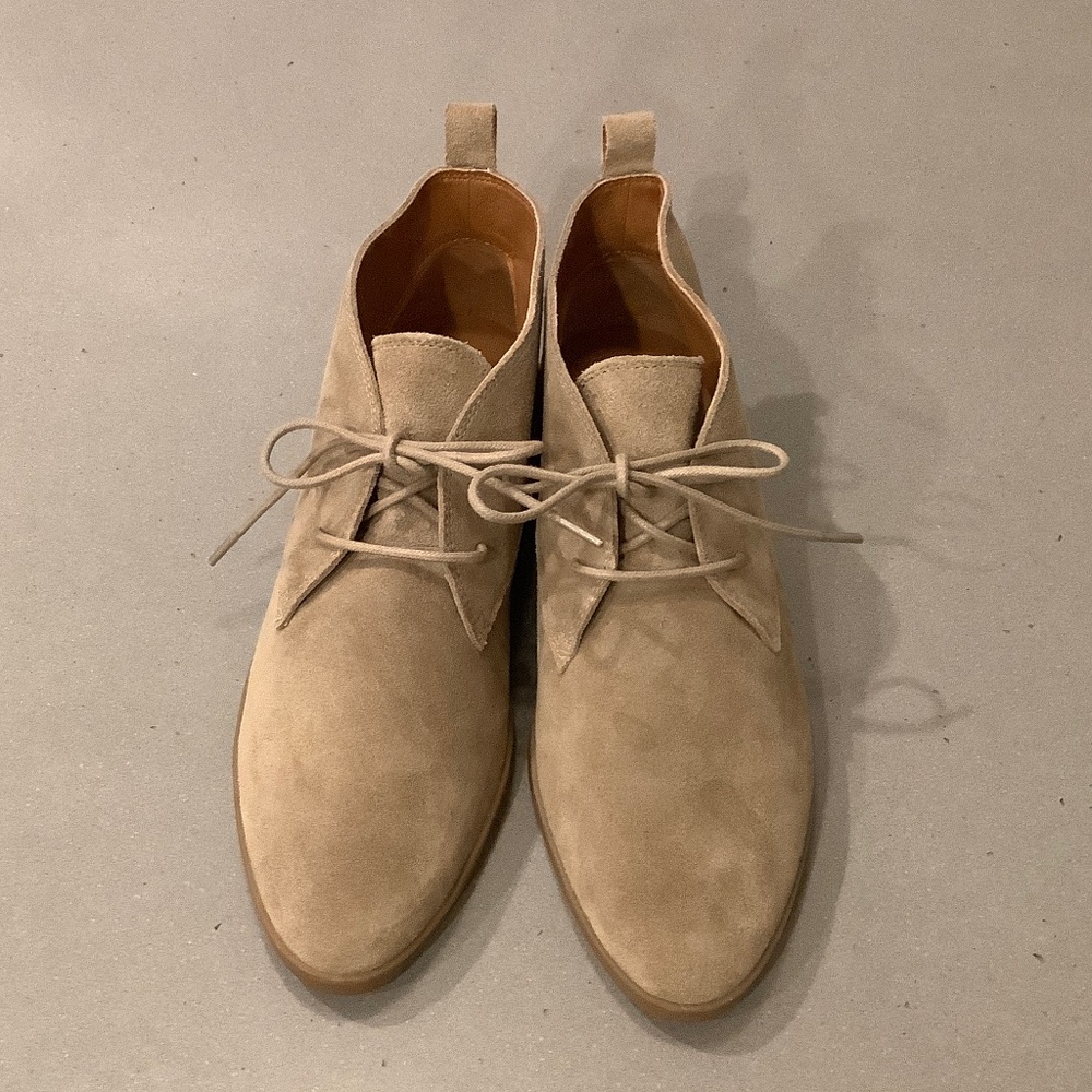 Lucky Brand Pale Tan Suede Desert Boots Size 9.5M/41